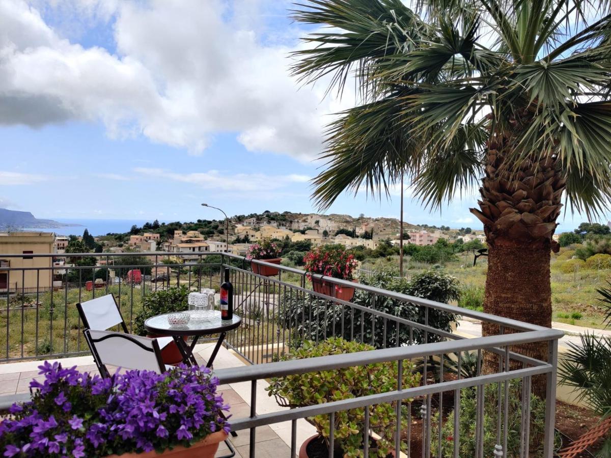 Bed and Breakfast Raggi Di Sole Custonaci Exterior foto